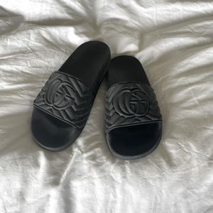Gucci Pursuit 72 Matelasse Slides